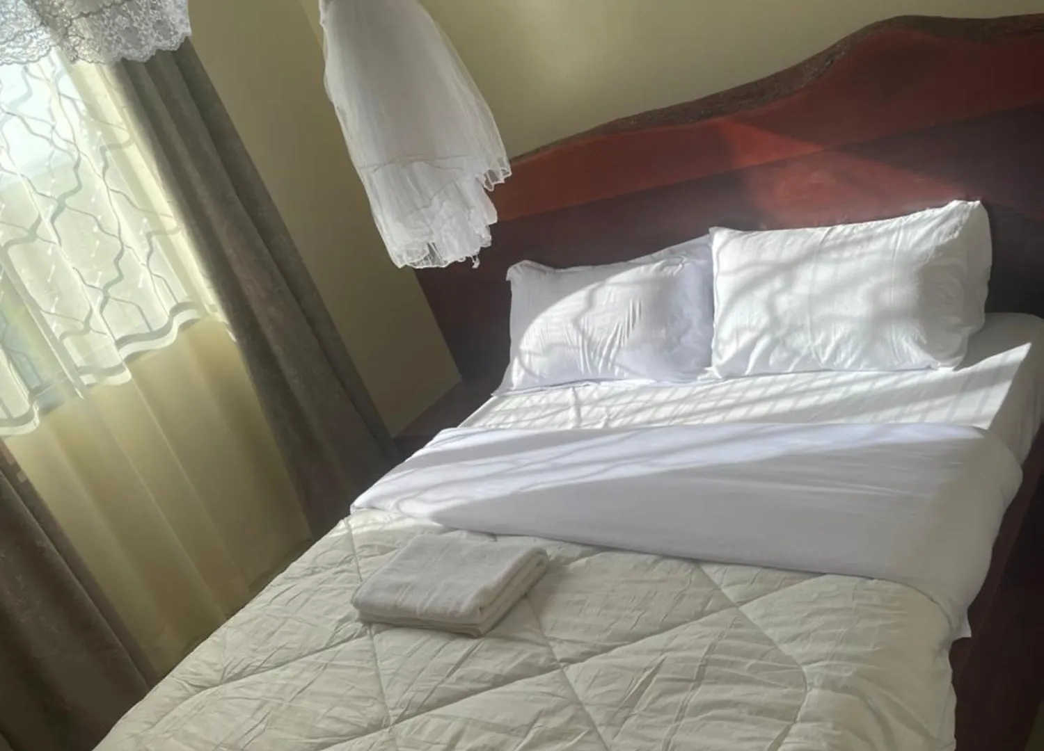 Hotel 7 Days Motel Near Un Base Entebbe Ouganda