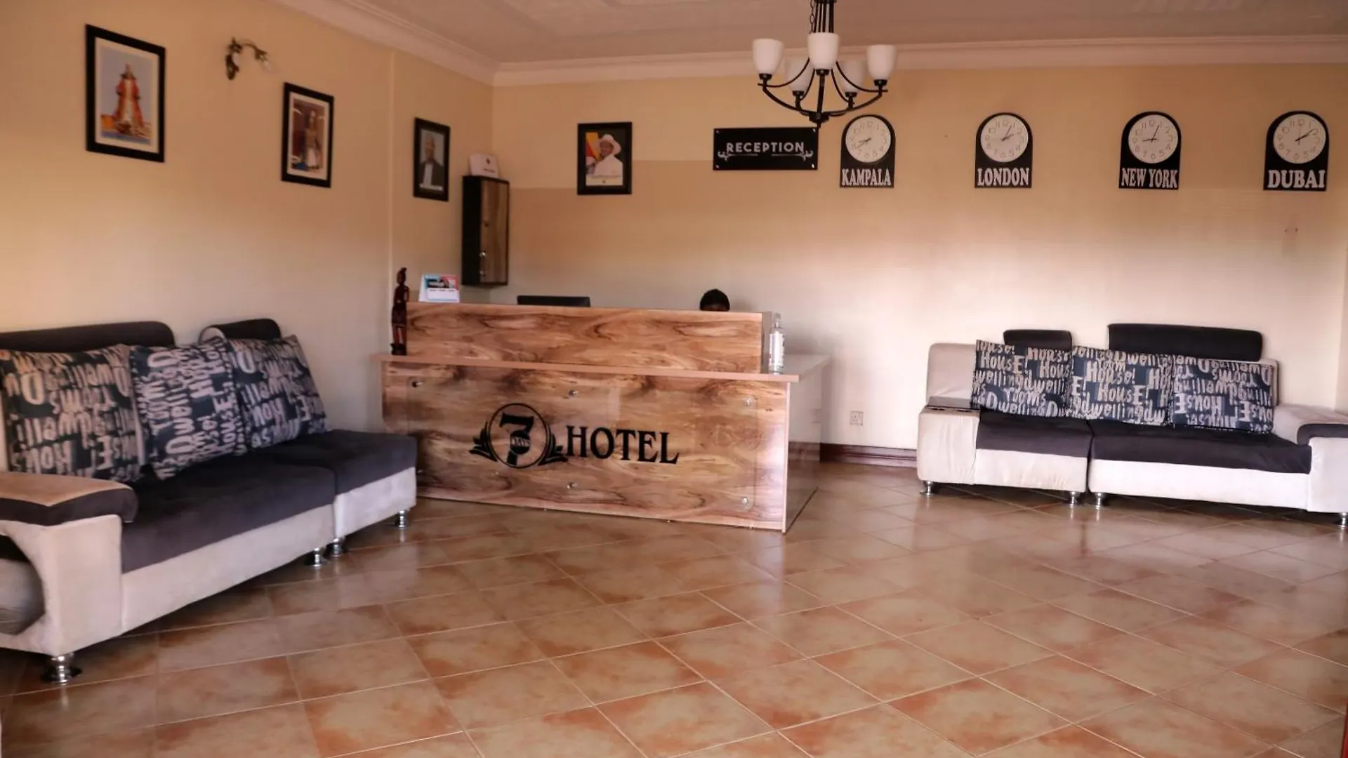 Hotel 7 Days Motel Near Un Base Entebbe Ouganda