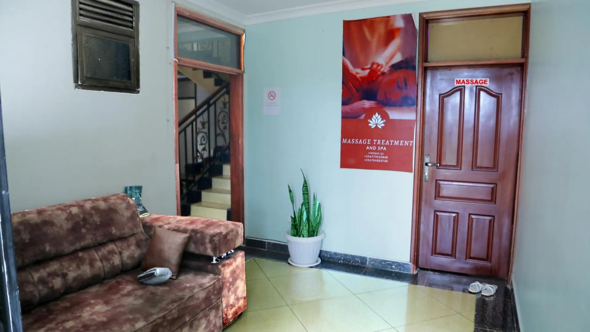 7 Days Motel Near Un Base Entebbe 0*,
