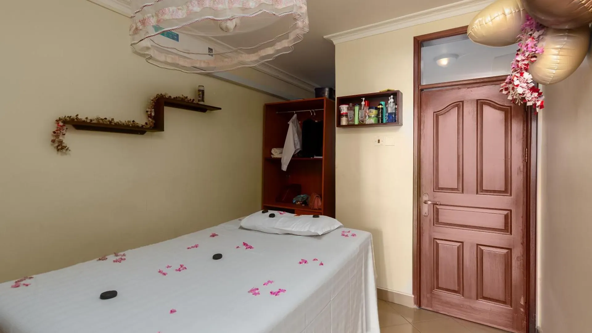 7 Days Motel Near Un Base Entebbe
