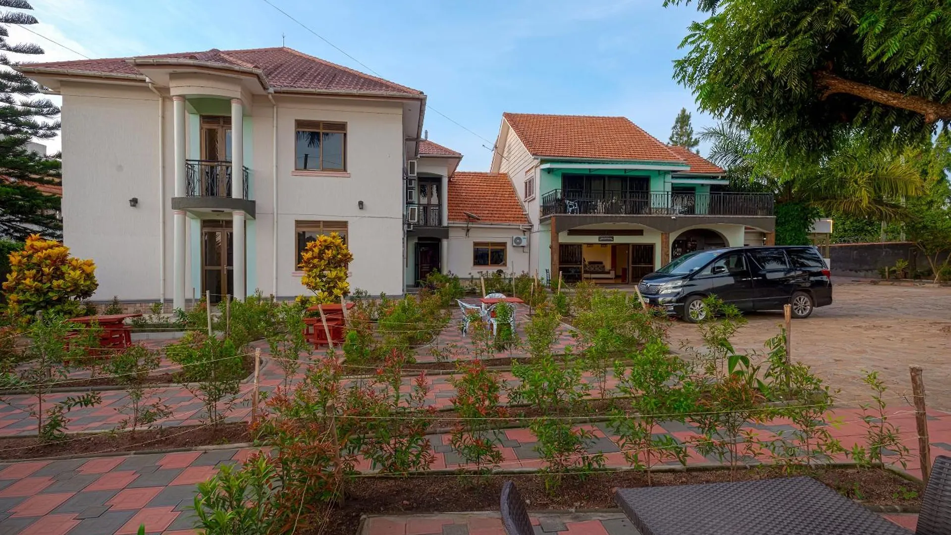 Hotel 7 Days Motel Near Un Base Entebbe Uganda