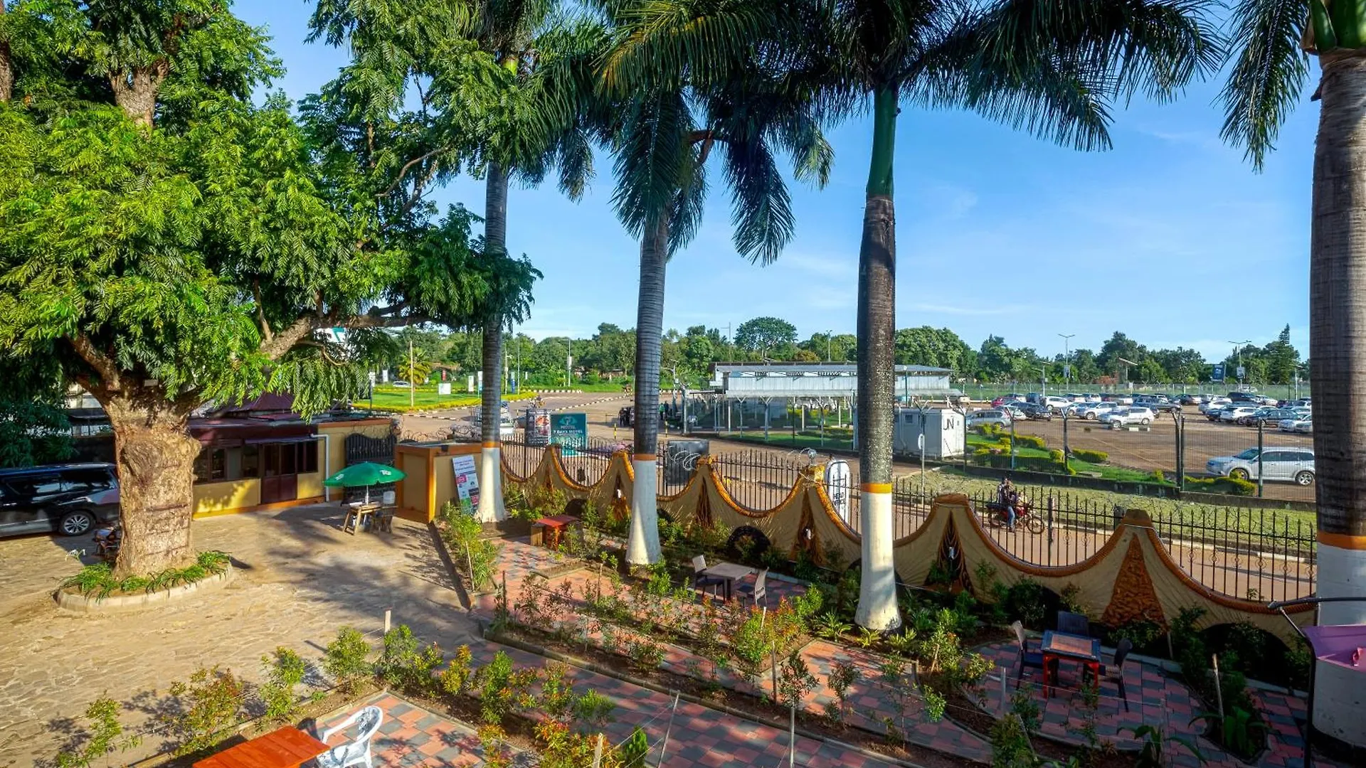 7 Days Motel Near Un Base Entebbe Hotel